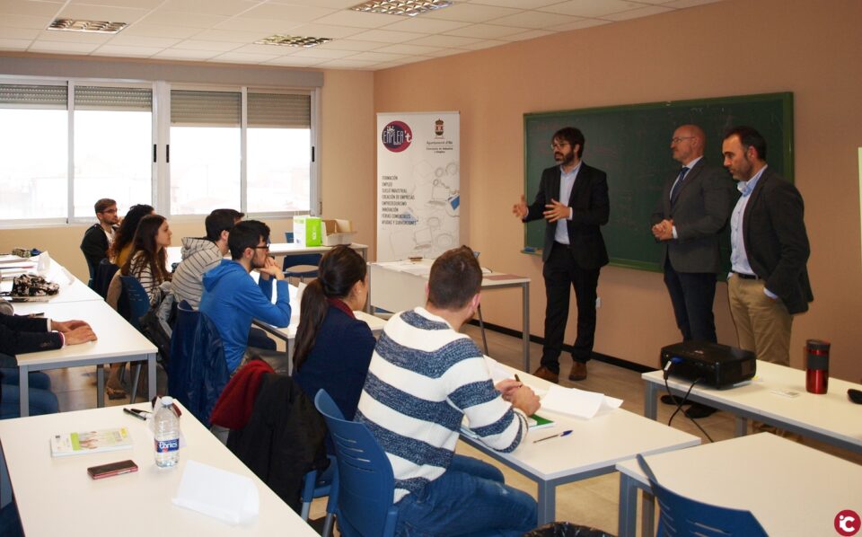 Las ofertas de empleo gestionadas en 2018 por el Ayuntamiento de Ibi alcanzaron los 230 empleos