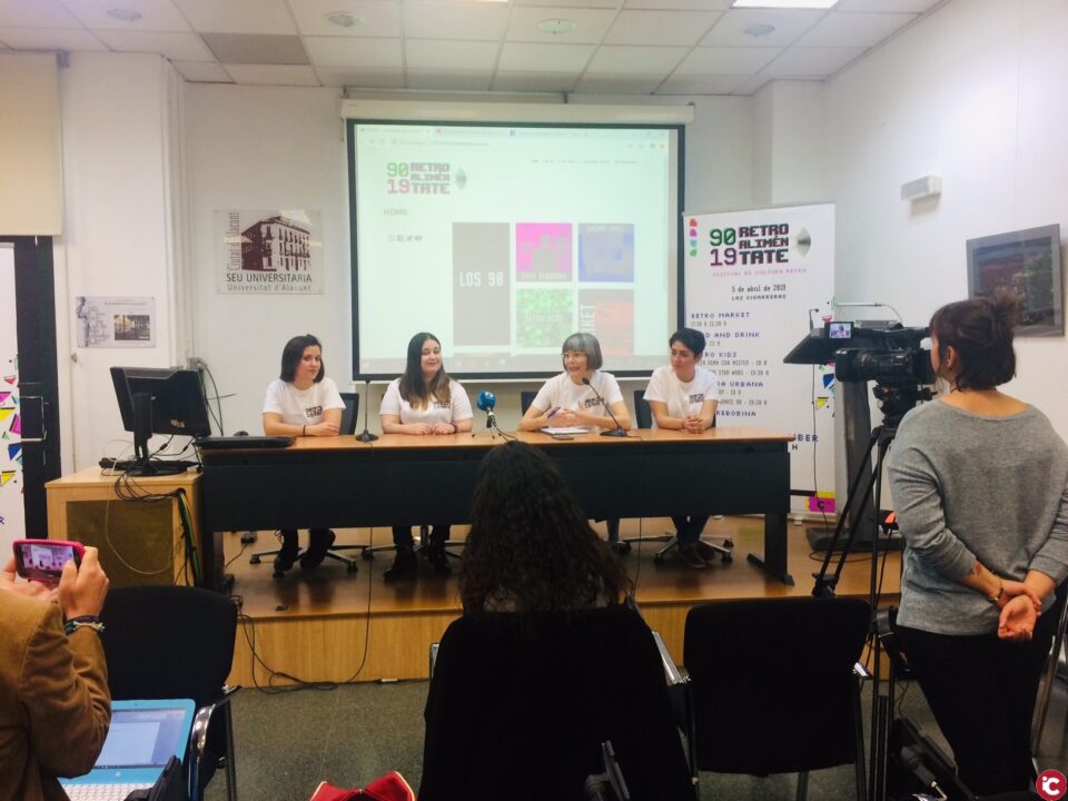 Comença una nova edició de Retroalimenta't de la Cultura dedicada als anys 90