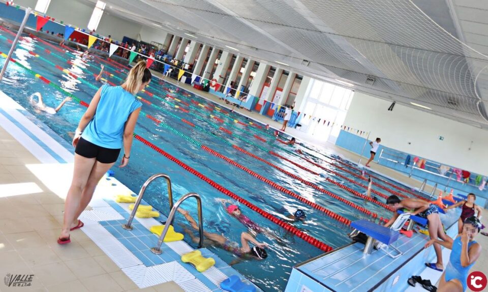 Comunicado del concejal de deportes acerca del estado de la piscina cubierta en polideportivo "San Fernando"