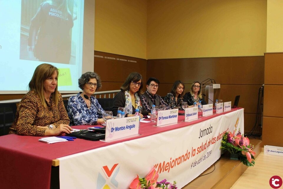 El Colegio de Enfermería de Alicante participó en las actividades de la Semana de la Salud con una carpa informativa y una conferencia