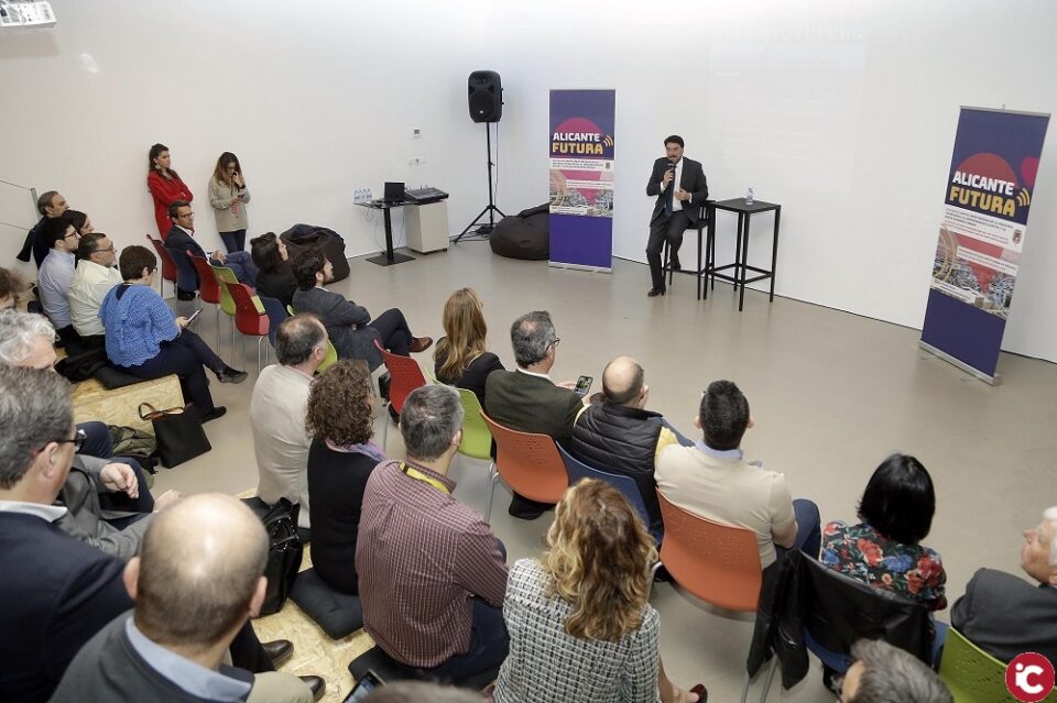 Luis Barcala presenta Alicante Futura como impulso de la capitalidad y el liderazgo en el desarrollo de la nueva economía digital