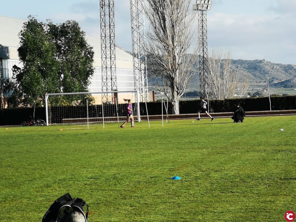 Conocemos el trabajo del equipo femenino del Villena CF