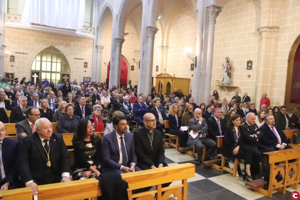 Luis Barcala ejerce como Exaltador de la Cofradía de la Piedad y Caridad y Cristo de la Paz de Benalúa