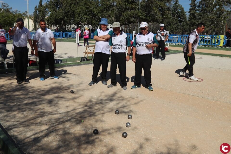 Doble cita autonómica con la petanca en San Vicente
