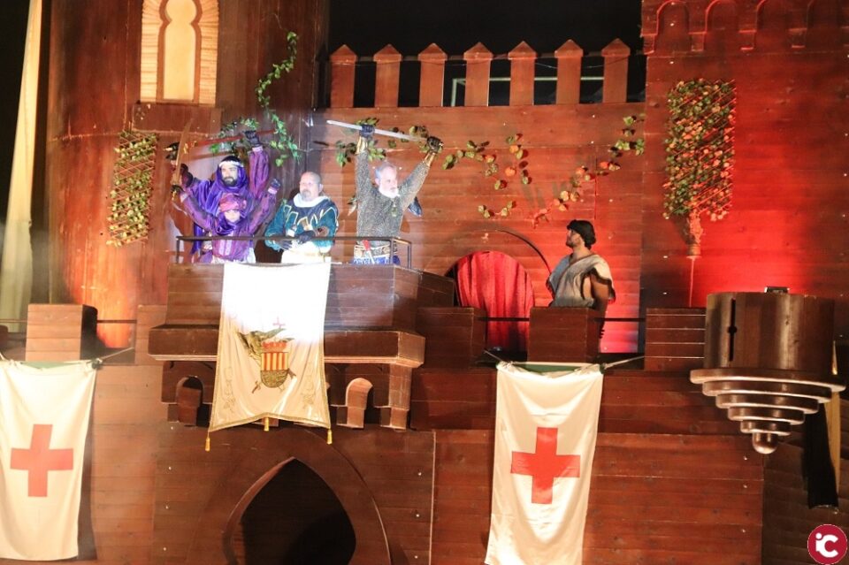 El bando de la media luna conquista San Vicente en la Embajada Mora