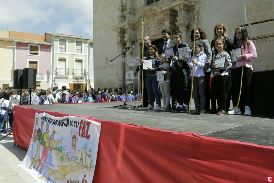 Más de dos mil quinientos niños realizanla VI Peregrina escolar organizada por el Ayuntamiento