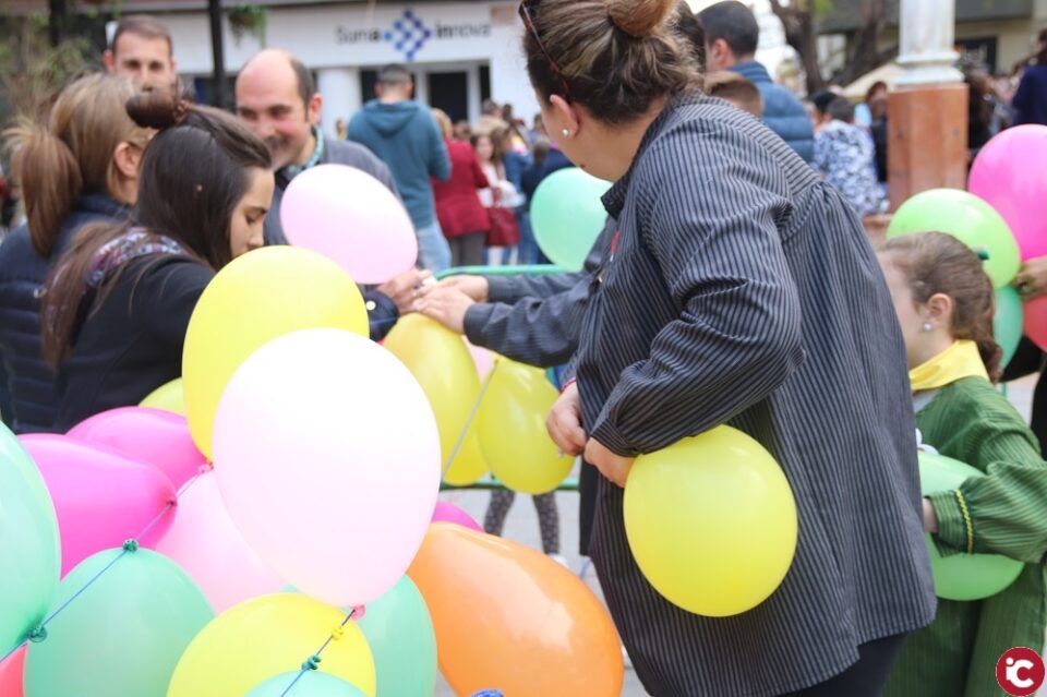 La cucaña y la ollas cierran las tardes de regocijos populares en San Vicente