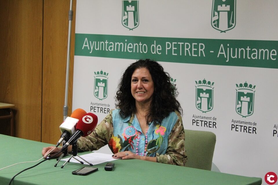 PP PETRER: El PP denuncia el uso partidista y personalista de la publicidad institucional en Petrer