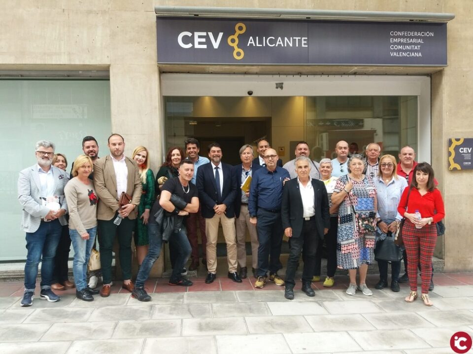 Barcala impulsará un Plan de Actuación Comercial Alicante 2023 para devolver al comercio su papel protagonista