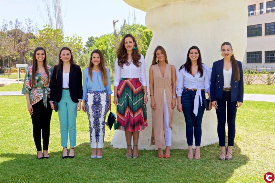 El rector de la UA rep la visita de la Bellea del Foc i de les seues Dames d'Honor