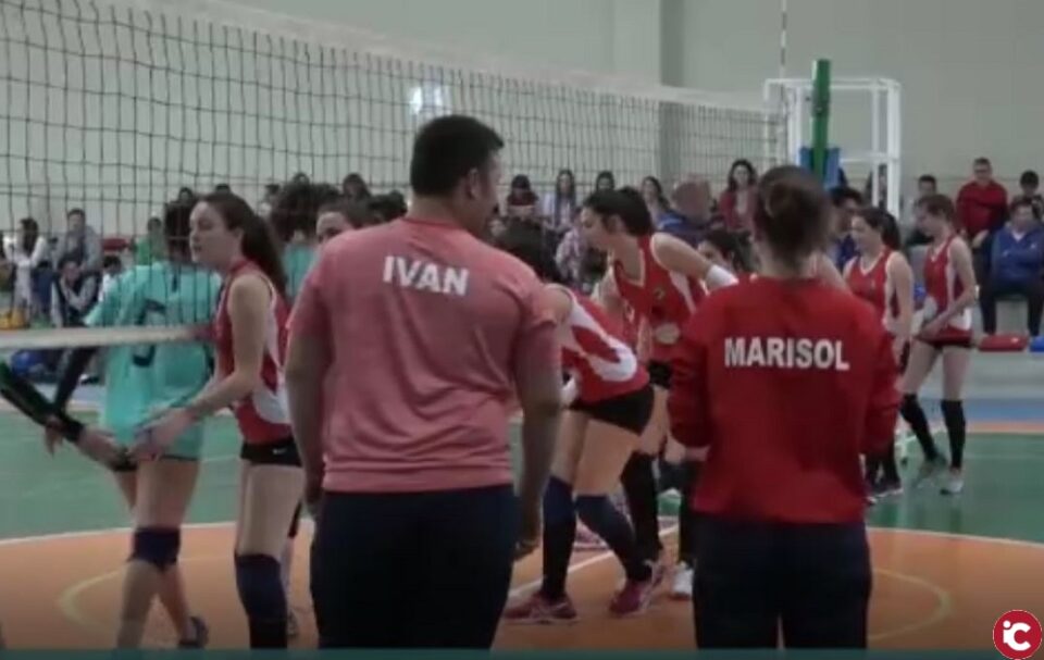 José Ignacio Satorre parla de l'equip femení de voleibol de Biar