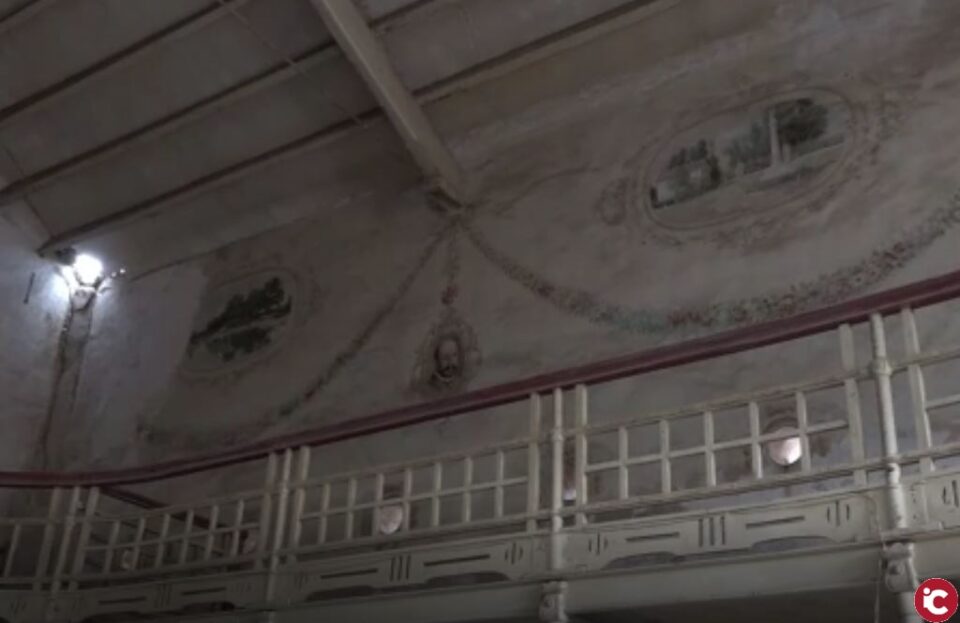 Hablamos con el "okupa" de la Colonia de Santa Eulalia