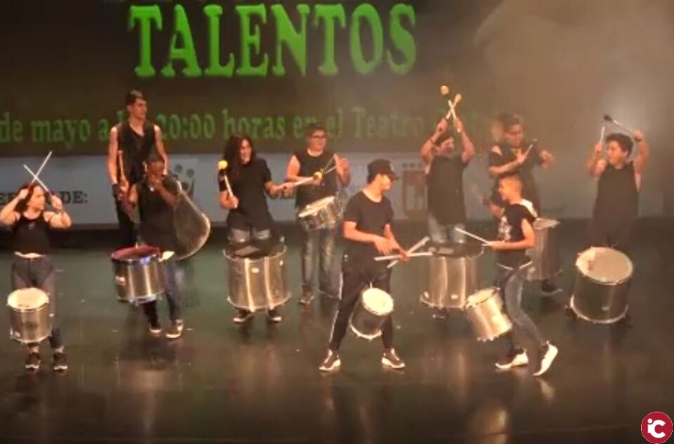 Se celebra el VII Concurso de jóvenes talentos en el Teatro Castelar de Elda