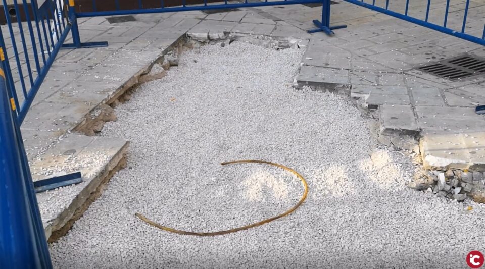 Siguen los problemas de alcantarillado en la Plaza de las Malvas