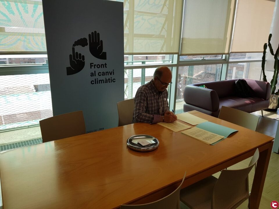 El presidente del Consorcio Crea firma un convenio con la Conselleria de Agricultura para inversiones en mejoras de gestión