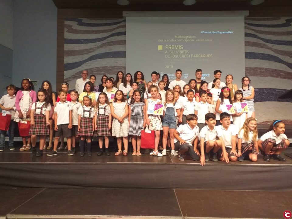 La Concejalía de Cultura entrega los XXIII Premios Contarella de narrativa en valenciano