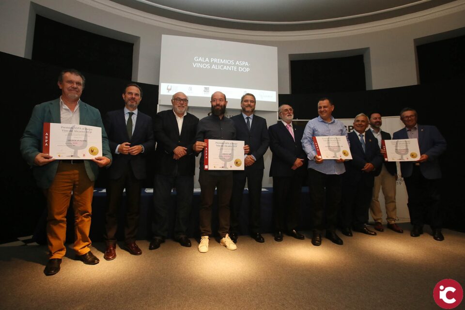 Gala de entrega de los I Premios ASPA-Vinos Alicante DOP impulsados por la Asociación Provincial de Sumilleres de Alicante