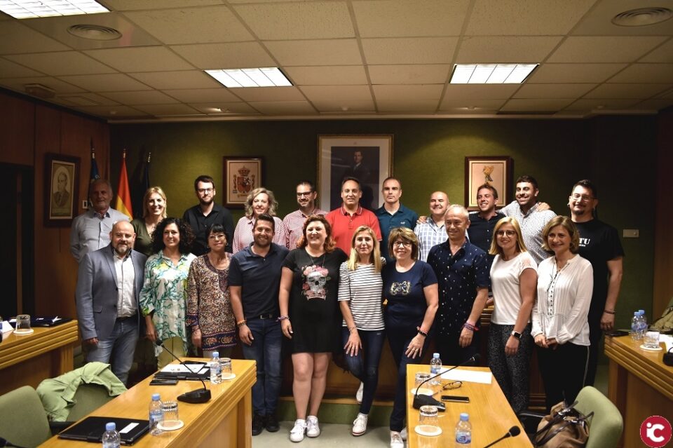 Petrer da la bienvenida a la nueva Corporación municipal