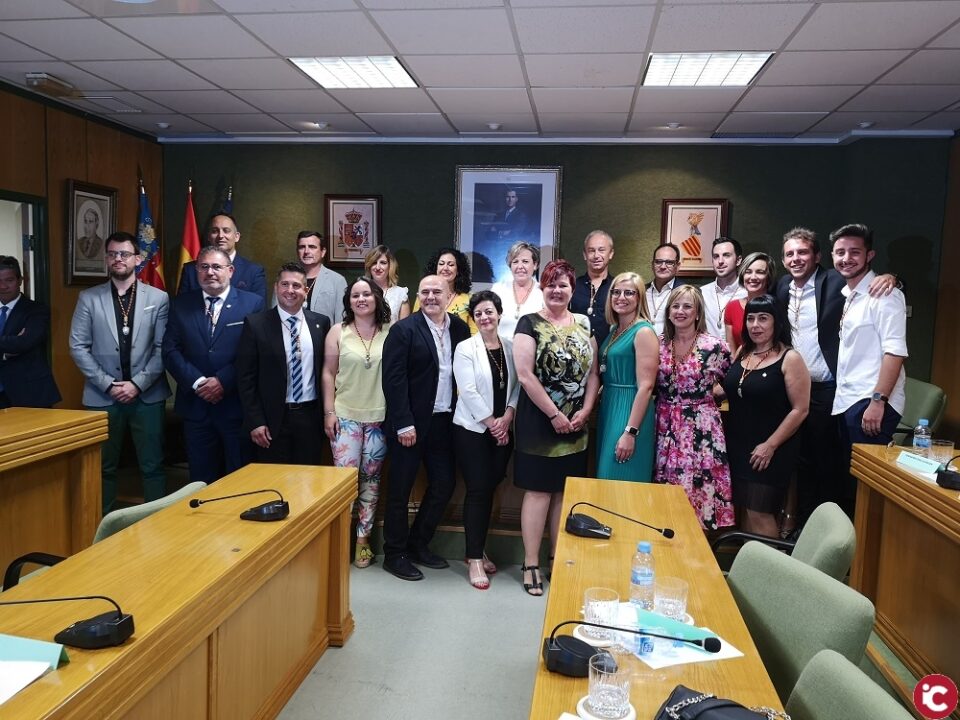 Irene Navarro investida de nuevo como Alcaldesa de Petrer