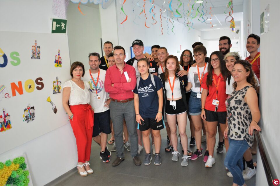 El IES Monastil de Elda acoge a cinco alumnos holandeses y cuatro alemanes dentro de un proyecto de Formación Profesional relacionado con el deporte