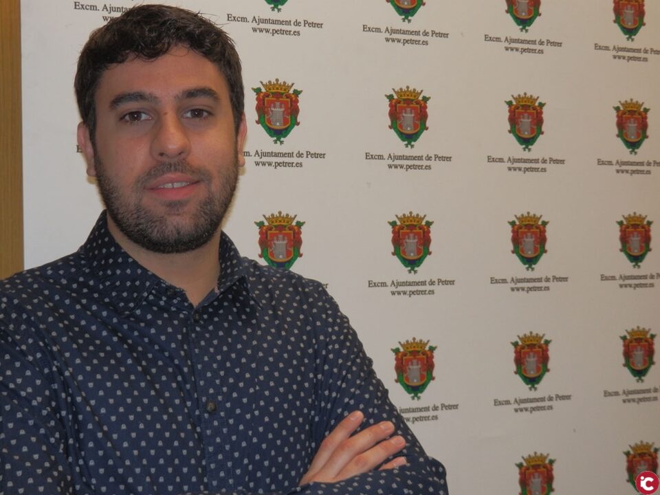 EU PETRER: JAVIER MARTÍNEZ