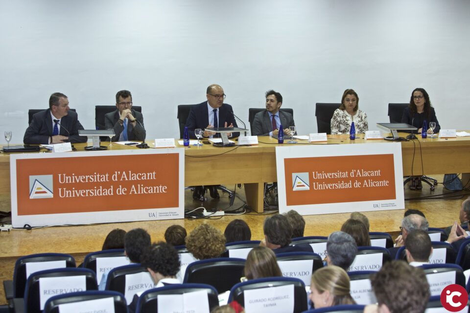 El Magister Lucentinus de la UA continua al capdavant dels millors màsters d'Espanya