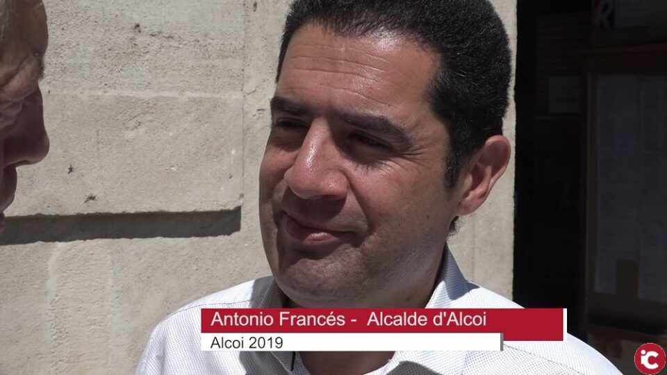 Un passeig amb l'alcalde d'Alcoi
