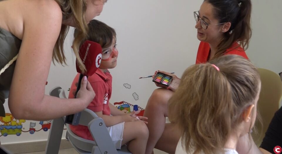 Prop de tu: Viatgem a Onil per a conéixer el Centre d'Atenció Primerenca d'APCA