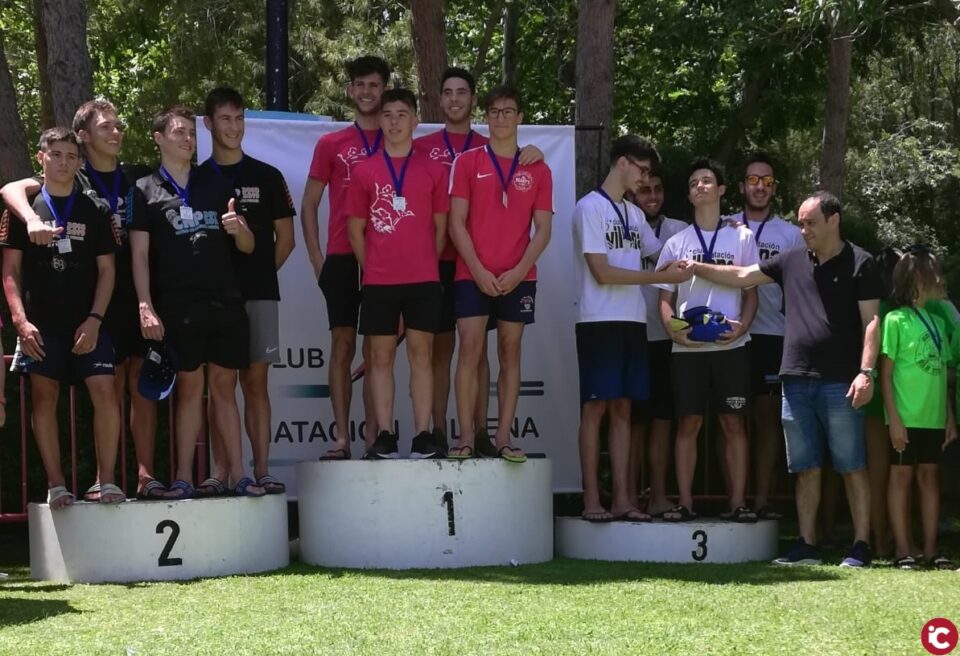 El CN San Vicente se alza con el Trofeo de Natación Ciudad de Villena