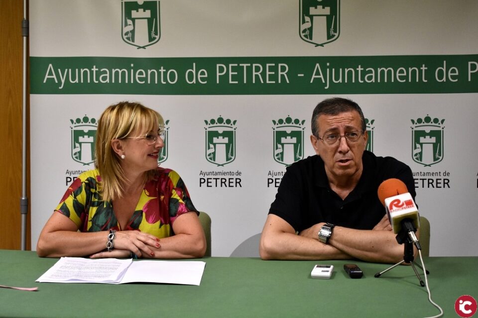 El «Baile popular» de El Campet de Petrer celebra 10 años
