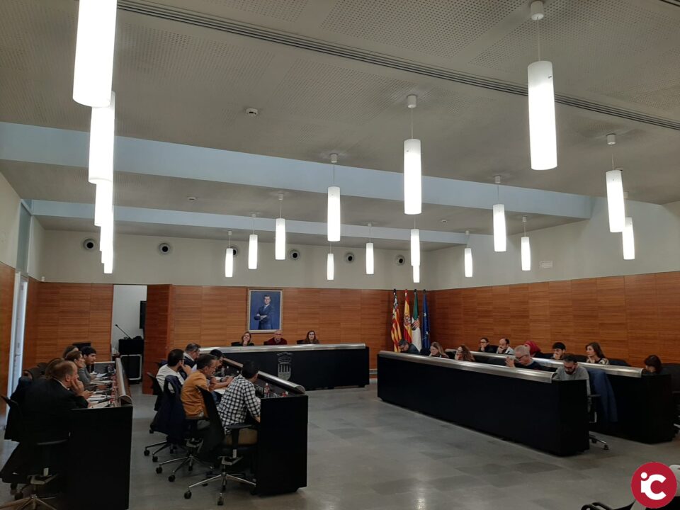 El pleno aprueba el expediente del nuevo contrato de limpieza de edificios municipales