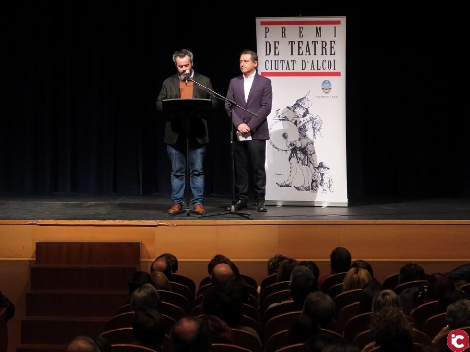 Pau Alabajos guanya la XLV edició del Premi de Teatre Ciutat dAlcoi