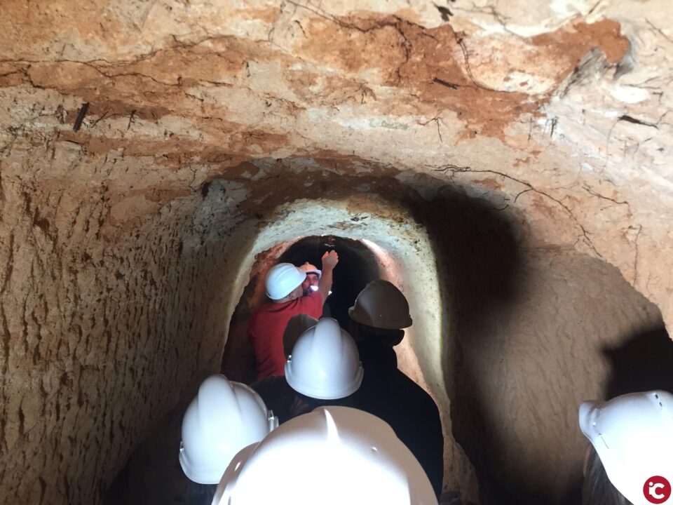 Hallados restos de la escultura a los capitales republicanos Fermín Galán y Ángel García Hernández en las obras del refugio