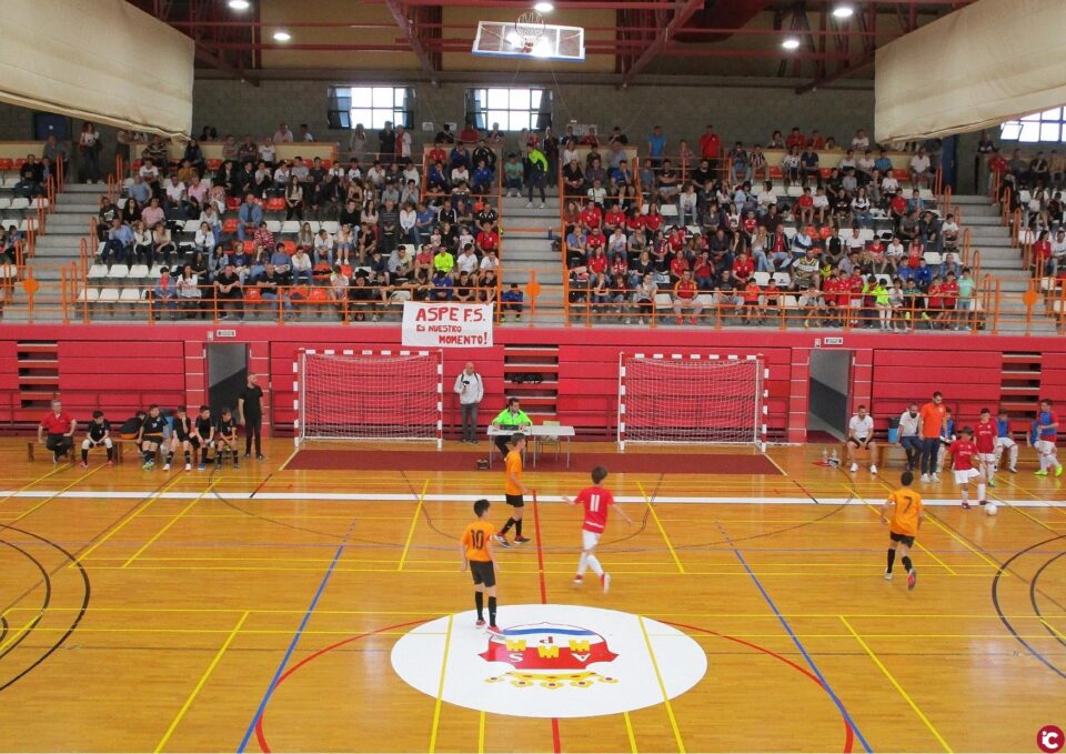 El Aspe Fútbol Sala presenta a sus equipos en el Pabellón deportivo municipal