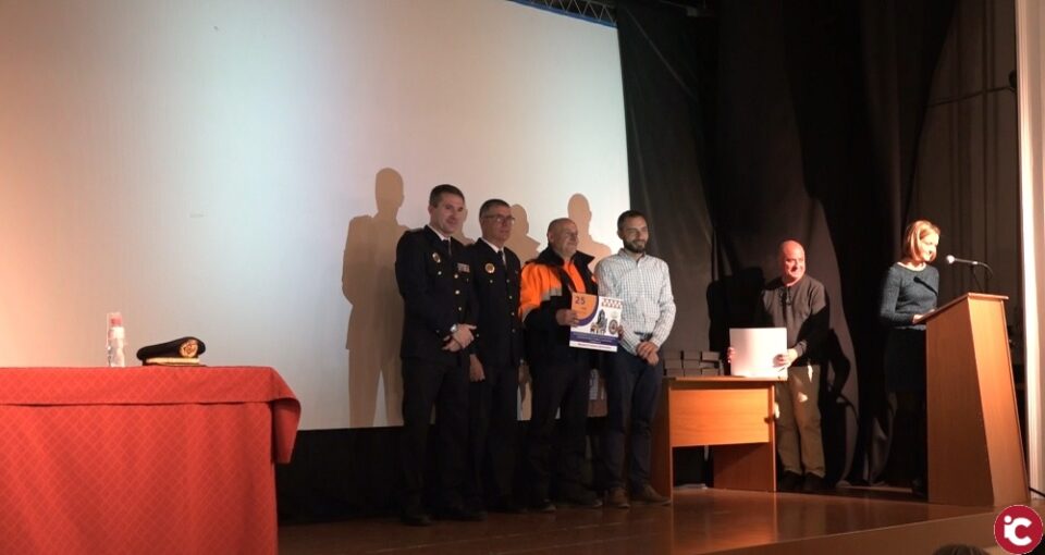 Protecció Civil complix 25 anys a Benyeres de Mariola i ho celebra amb una gran gala