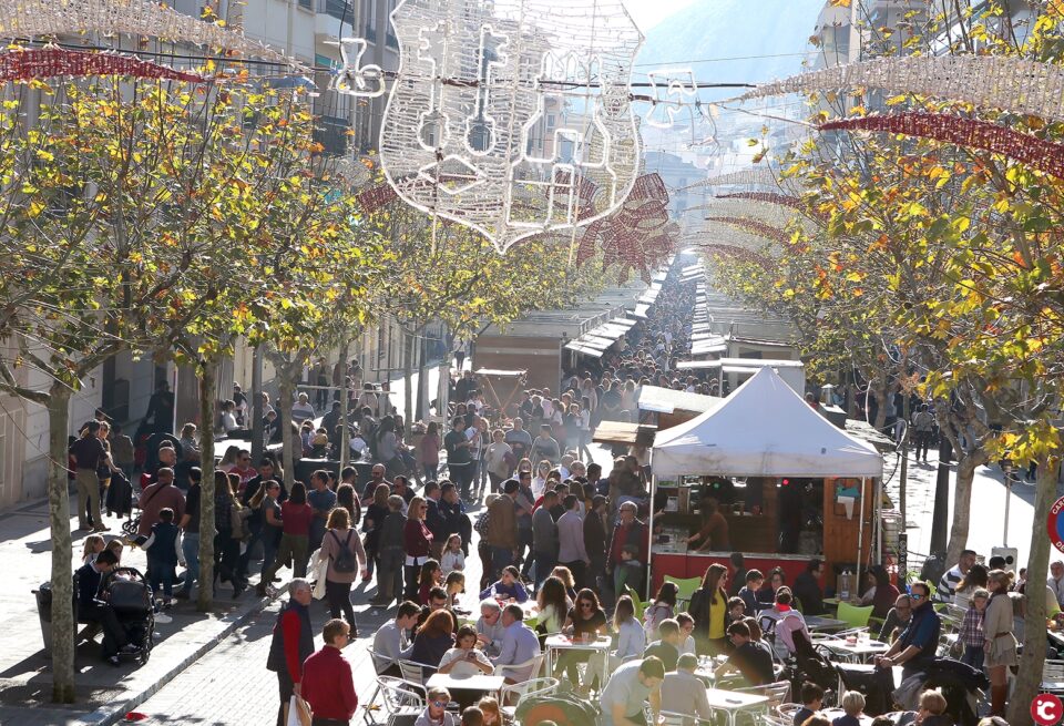 Xixona se prepara para la XI Feria de Navidad