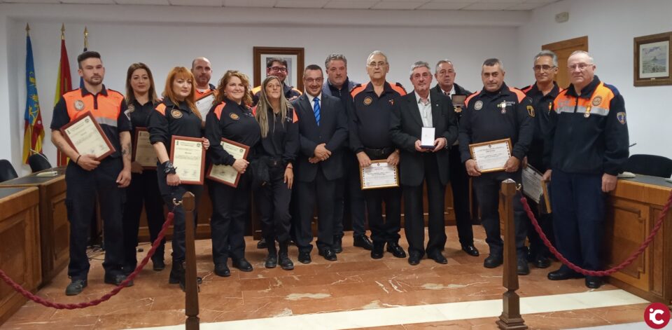Acte entrega medalles i diplomes a membres de Protecció Civil de Muro d´Alcoi