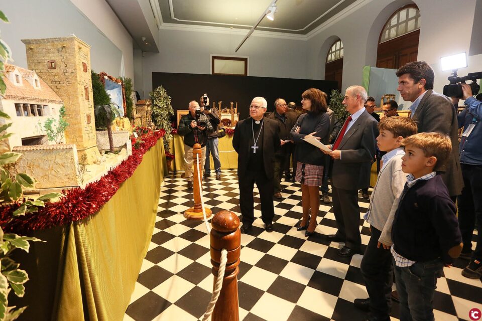 La tradicional Exposición de Belenes de la Diputación de Alicante conmemora el 60 aniversario de este arte en la provincia