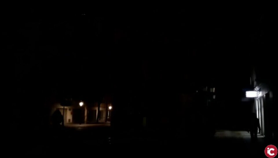 Elda se suma al apagado de luces impulsado por la Federación Española de Municipios y Provincias para poner de manifiesto el peligro que supone el cambio climático