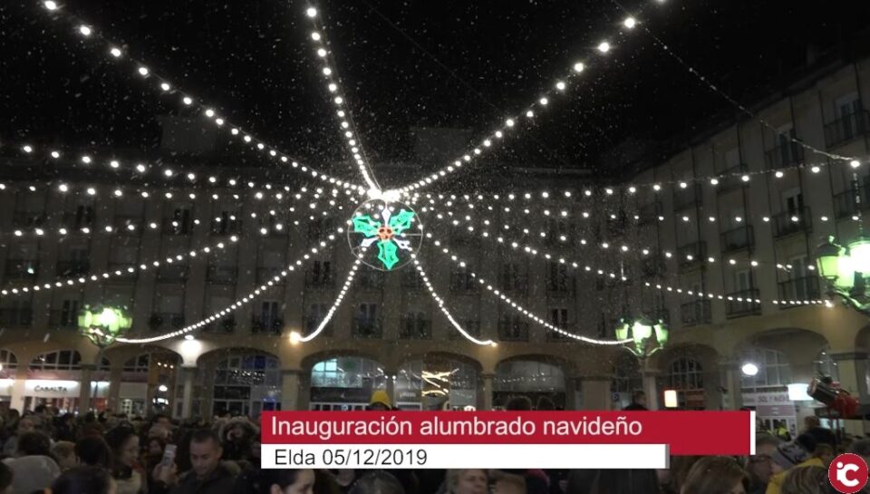 Encendido de las luces navideñas en la Plaza Mayor