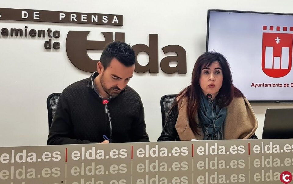 El Ayuntamiento de Elda concede 100 becas de 200 euros cada una para transporte universitario