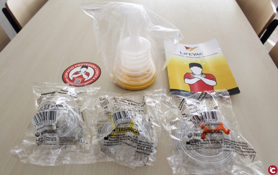 Sanidad instala dispositivos antiatragantamiento en seis centros educativos