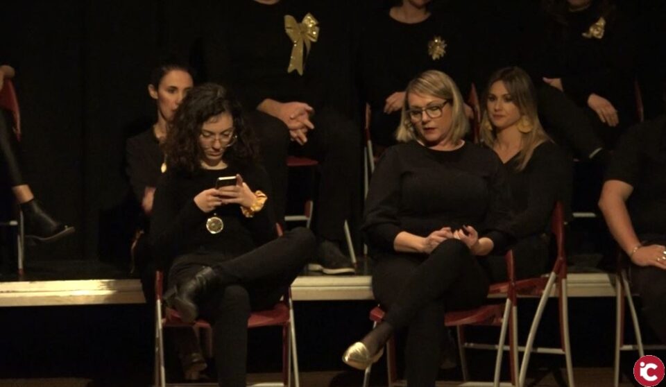 El taller municipal de teatro ofrece un espectáculo gratuito de monólogos y sketchs para acabar el año