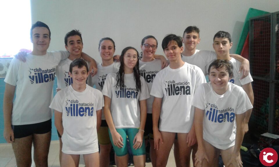 Intenso fin de semana de competición para el Club Natación Villena