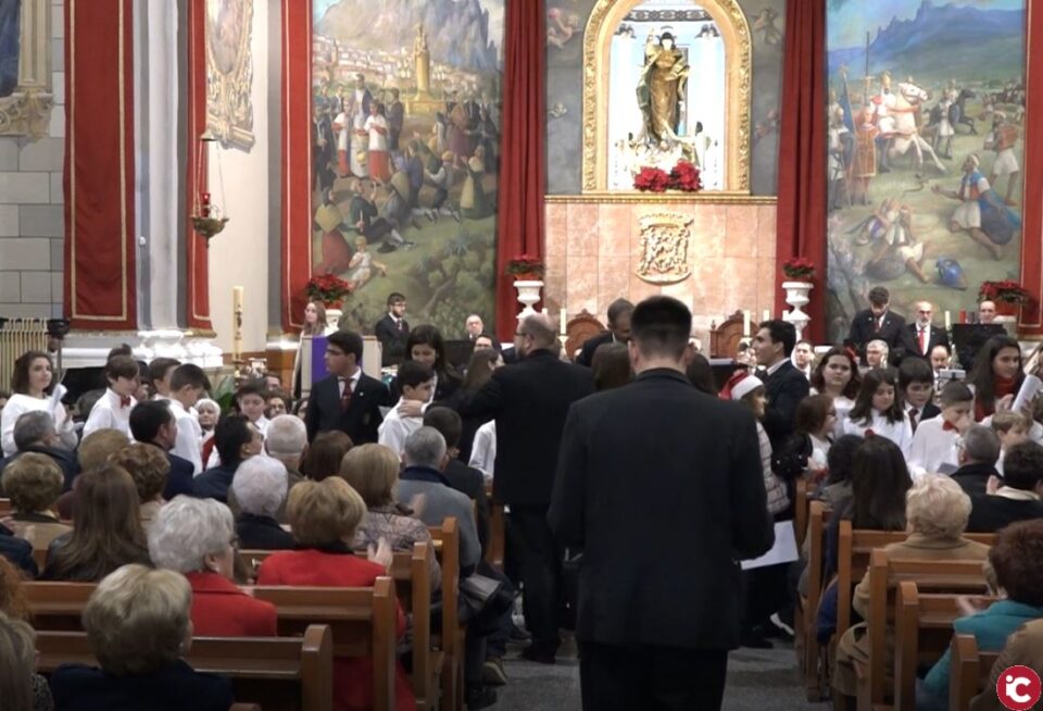 La Unión Musical pone la banda sonora de la Navidad en Sax
