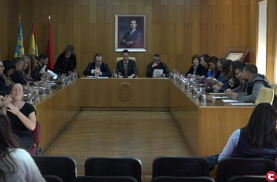 El Ayuntamiento de Elda celebra el último pleno ordinario del 2019