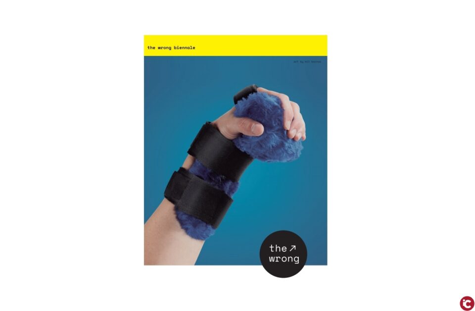 Las Cigarreras se convierte hasta finales de febrero en la sede de la bienal de arte digital "The Wrong" en Alicante