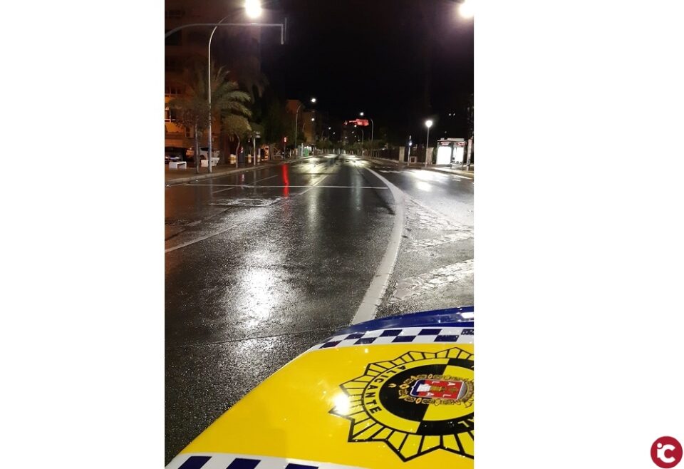 La Policía Local disuelve siete fiestas en viviendas en la noche más gélida del año con una muy baja movilidad y un alto cumplimiento del toque de queda en Alicante