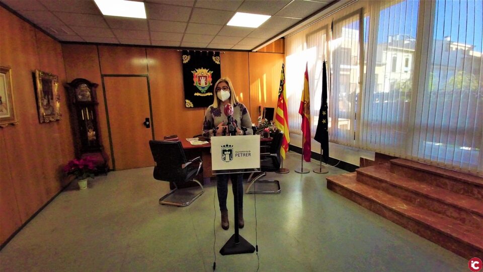 La alcaldesa de Petrer hace un nuevo llamamiento a la población ante el 'preocupante'incremento de casos de Covid