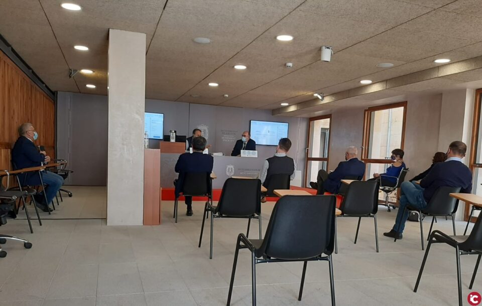 El Ayuntamiento presenta su nuevo modelo para la limpieza viaria y gestión de residuos con tres contratos: la planta de tratamiento